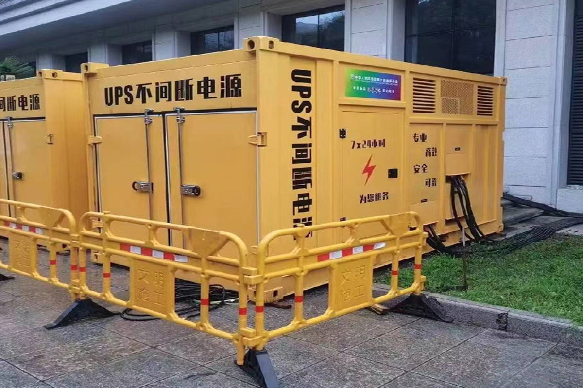双柏发电机租赁施工现场